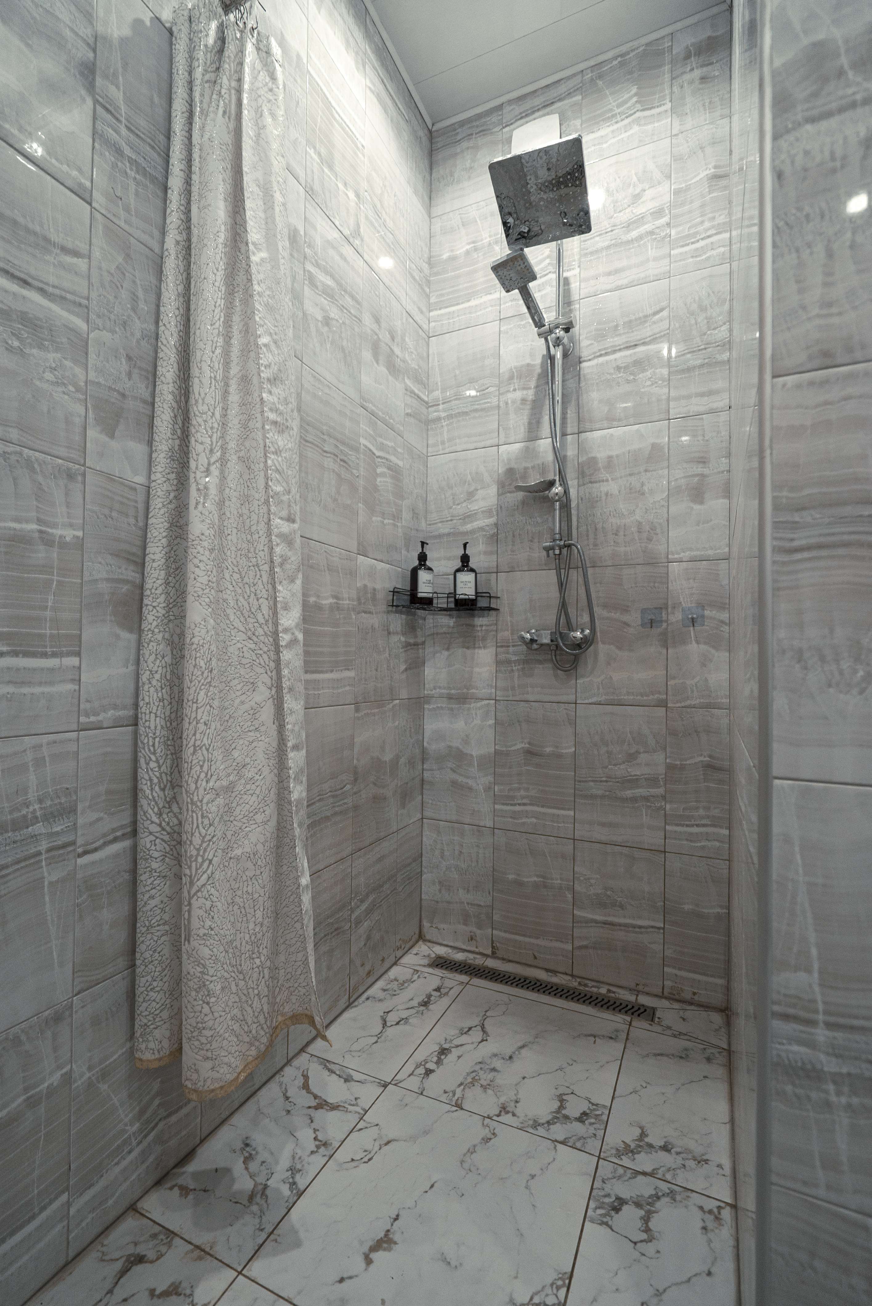 room_image