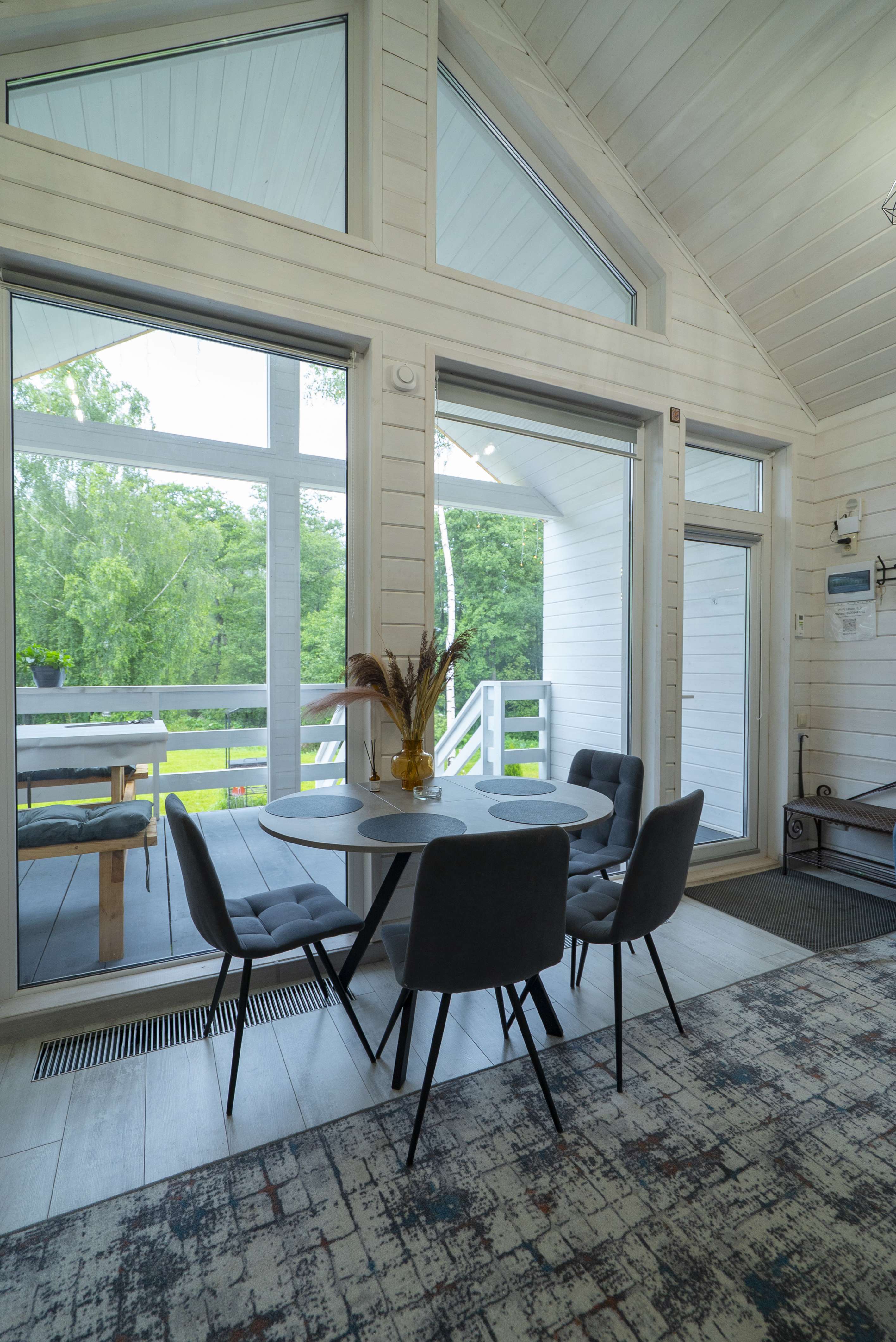 room_image
