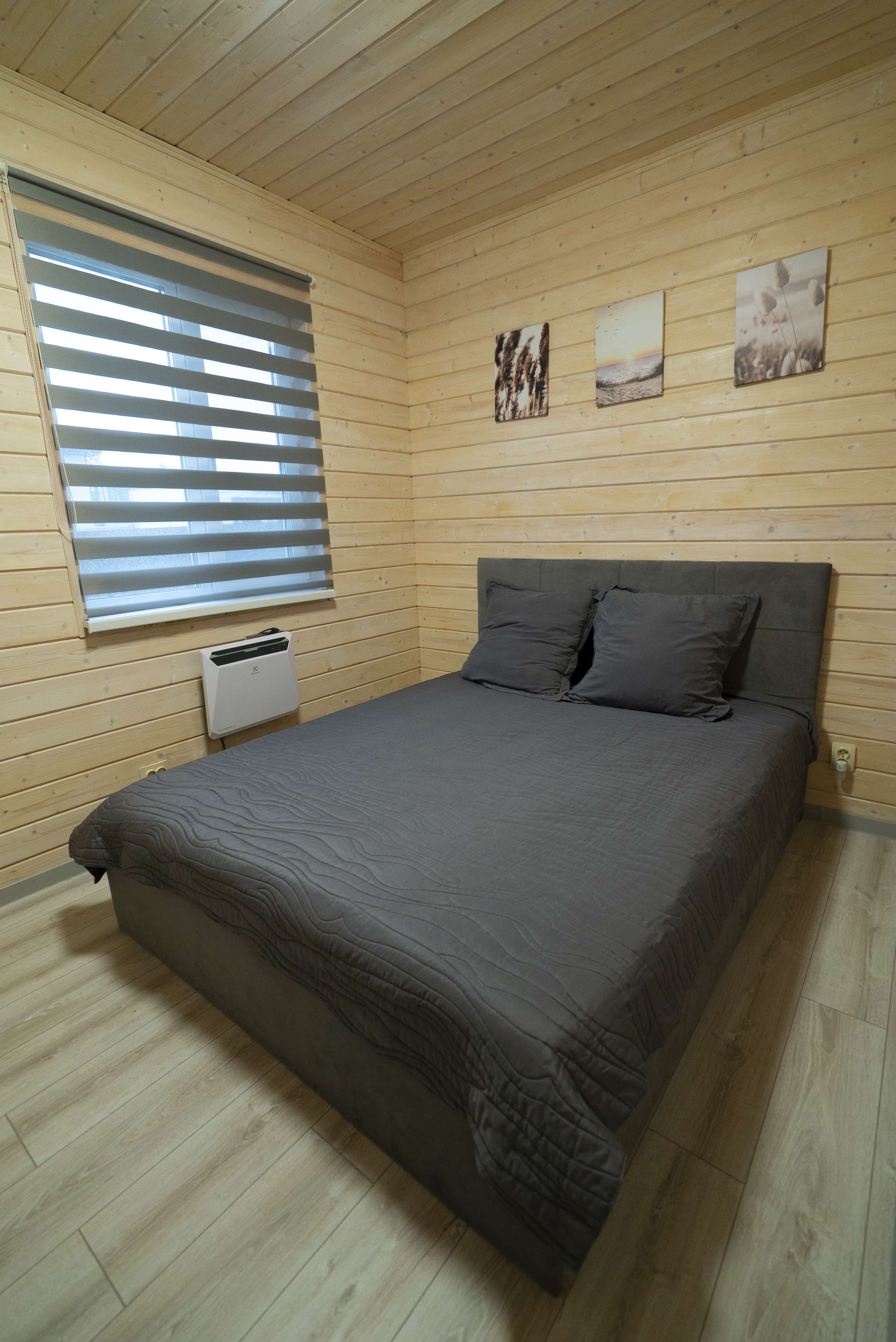room_image
