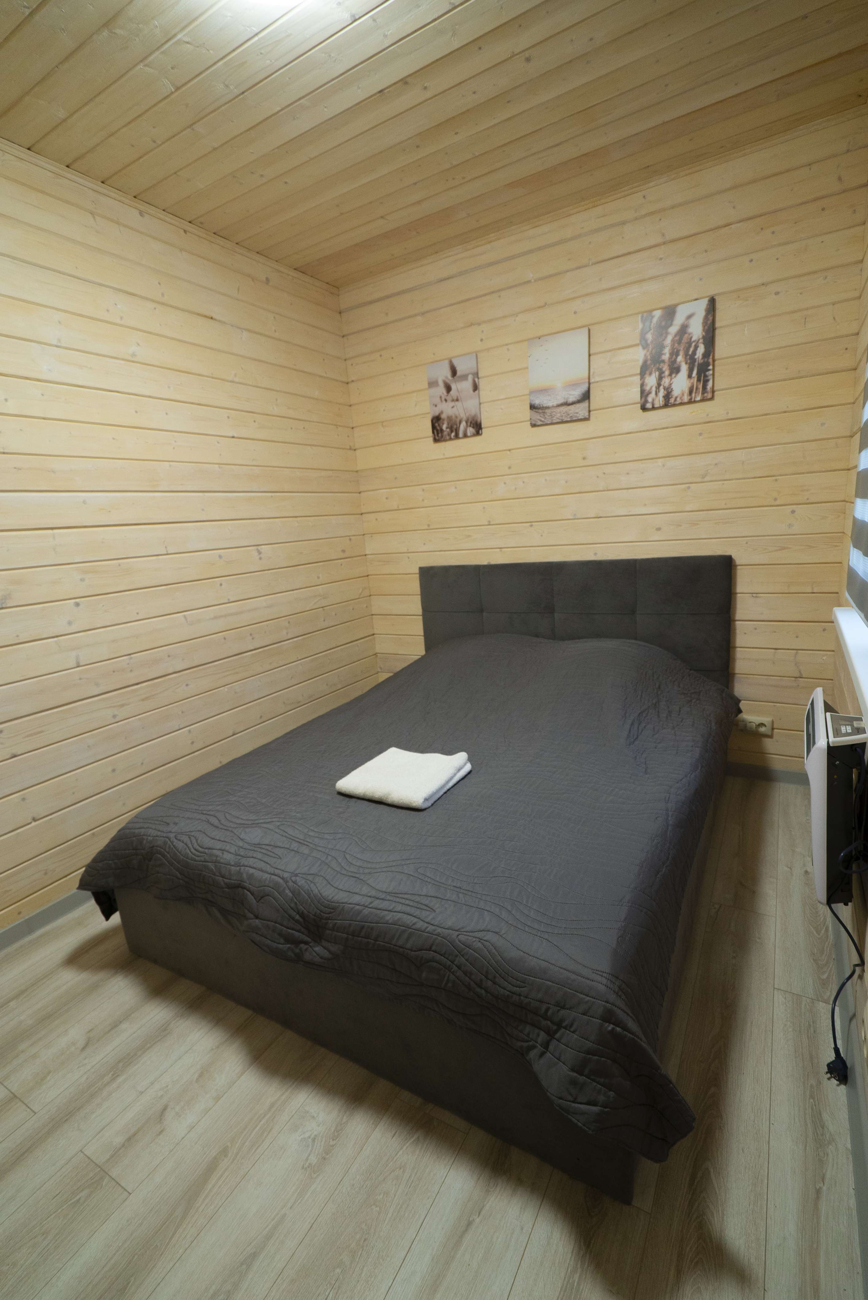 room_image