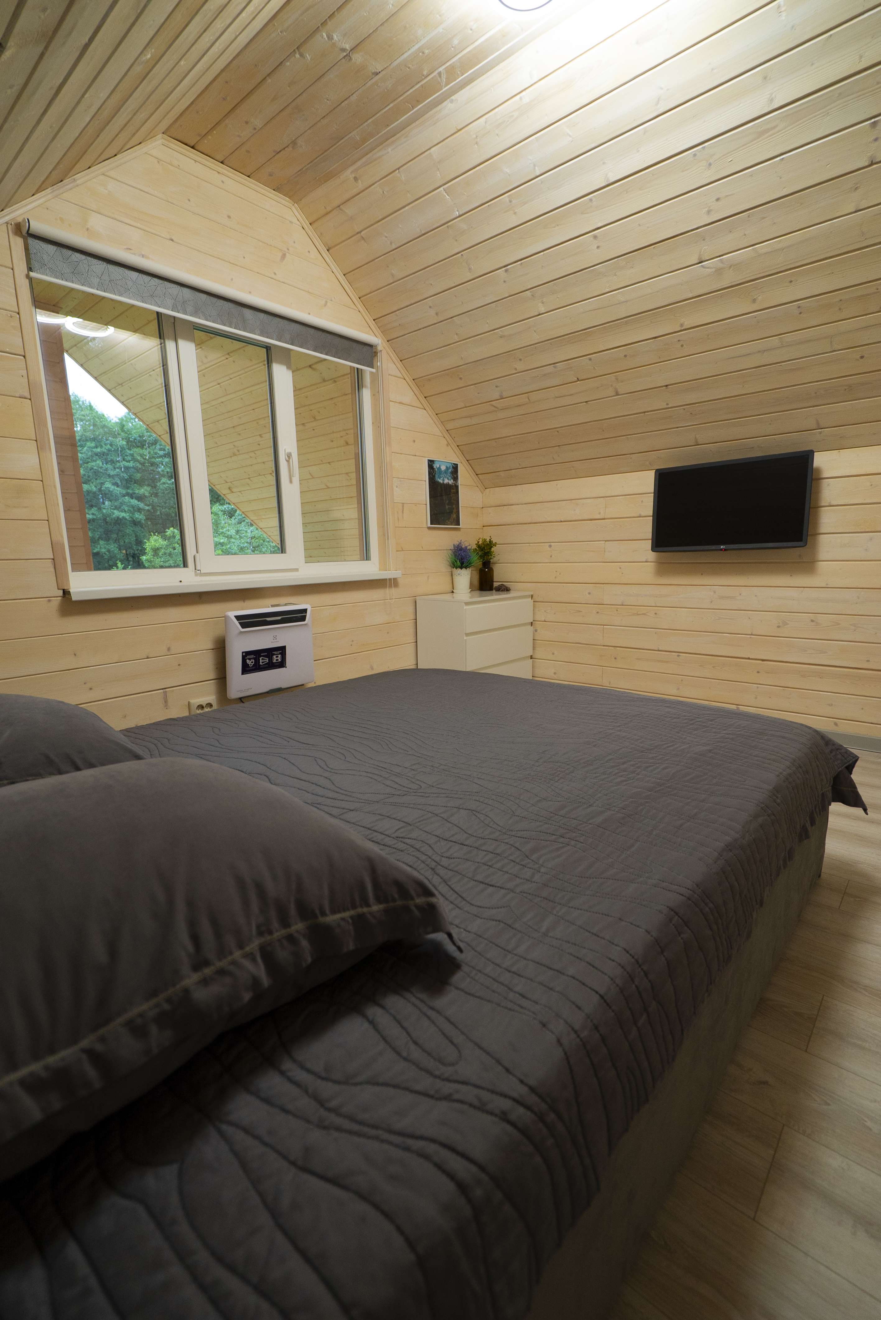 room_image